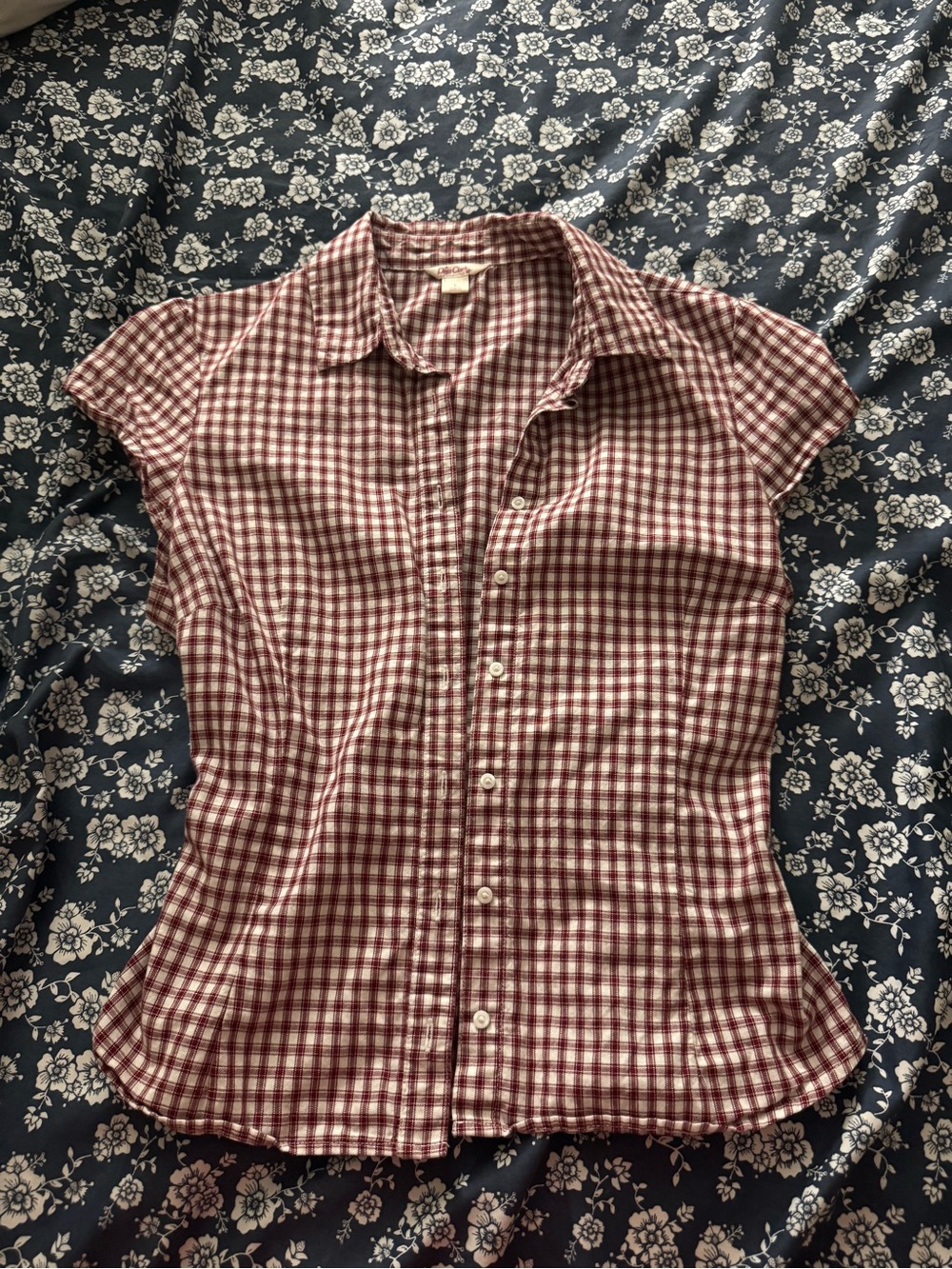 Aeropostale Short-Sleeve Gingham Button-Down Shirt - Maroon and White